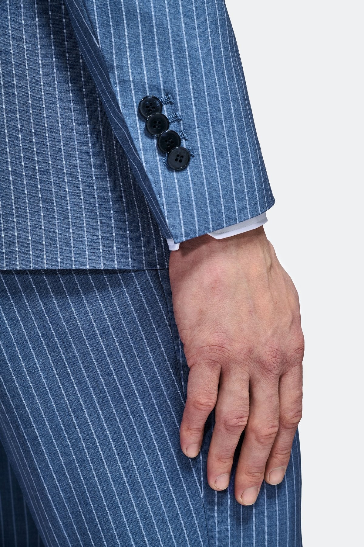 ABITO GESSATO MONO PETTO